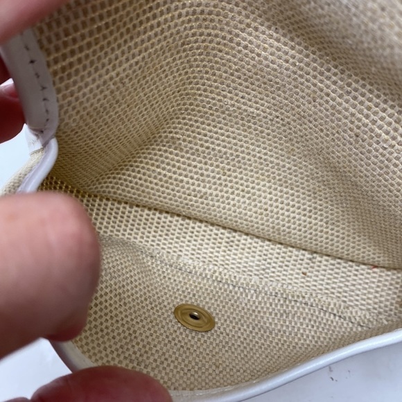 Dooney & Bourke Tan and White Woven Bag - Picture 8 of 13
